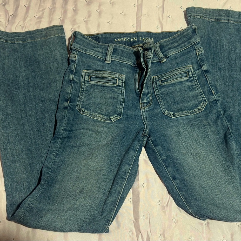 American Eagle Outfitters Women's Classic Blue Straight Leg Jeans
